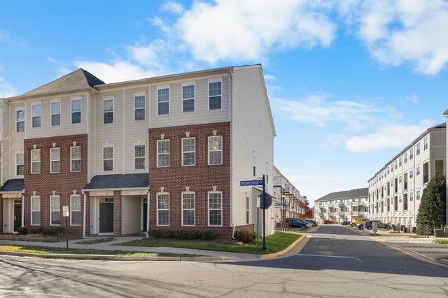 Building Photo - 19441 Promenade Dr