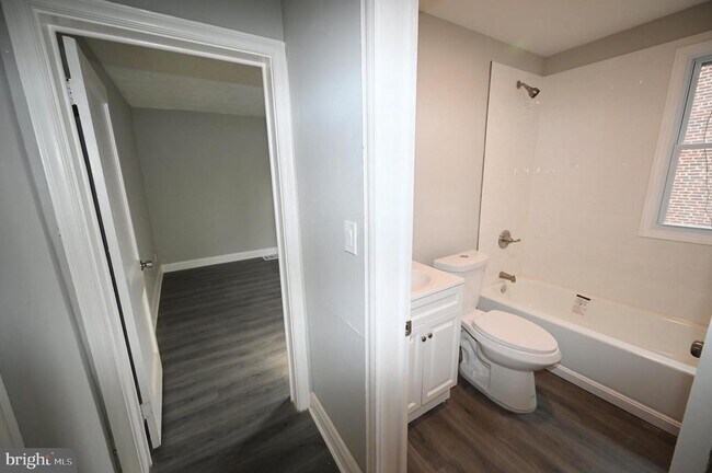 Building Photo - 2952 Sollers Point Rd