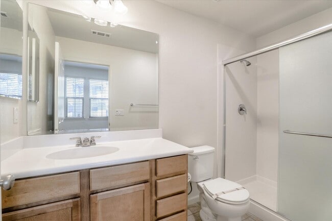 Building Photo - MODERN LUXURY IN SCENIC COMMUNICATIONS HILL LIGHT-FILLED INTERIORS WITH GREENBELT VIEWS