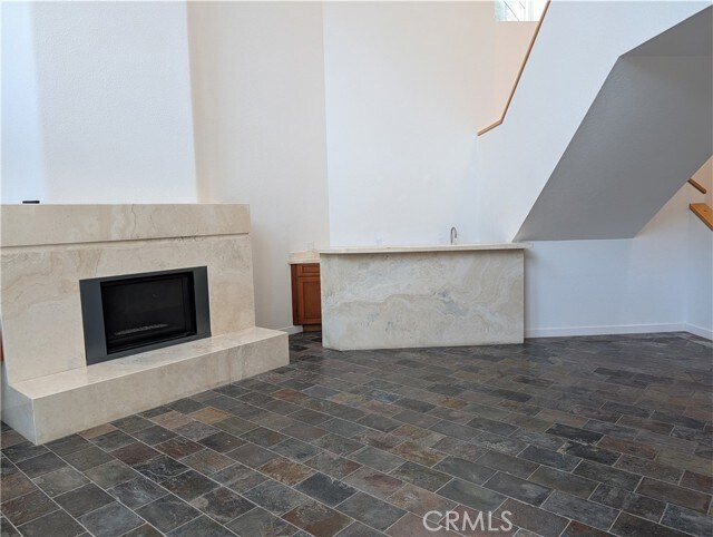 Building Photo - 1451 3rd St