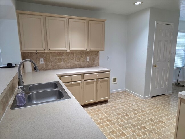 Building Photo - 14411 Groveleigh Ln