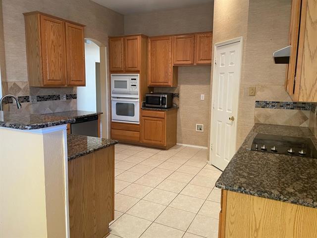 Building Photo - 4418 Grantham Dr