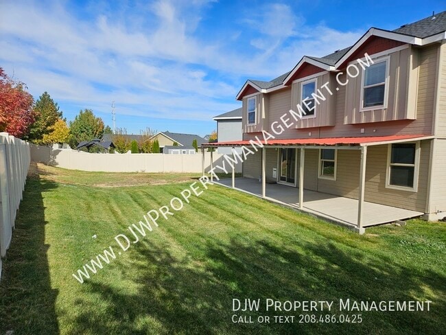 Building Photo - 4665 N Beaham Ave