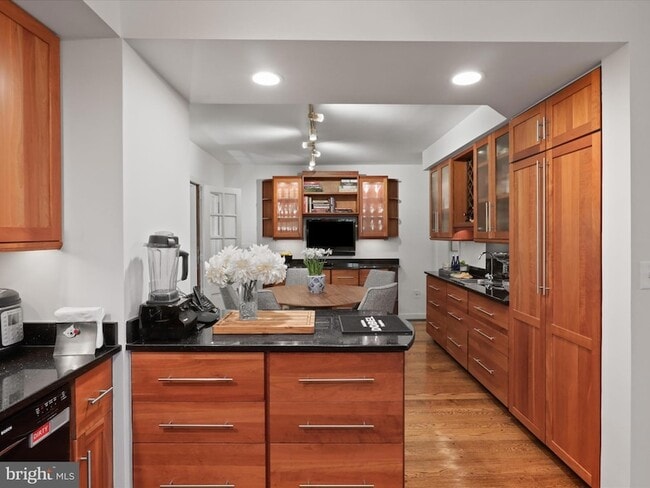 Building Photo - 4725 Rock Spring Rd