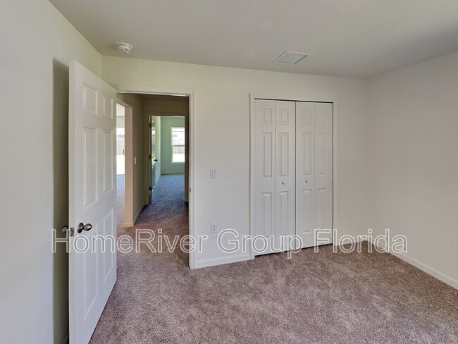 Building Photo - 2748 Cranbrook Ave
