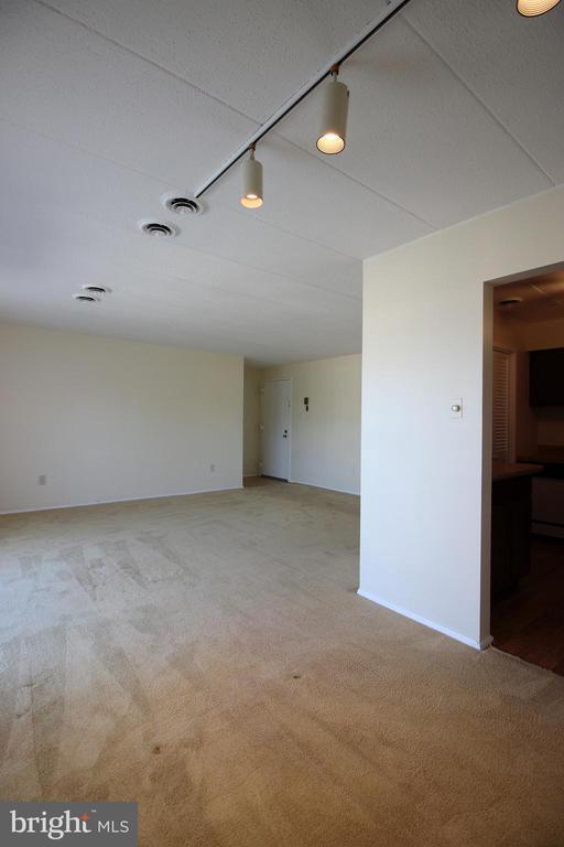 Building Photo - 2630 Wagon Dr