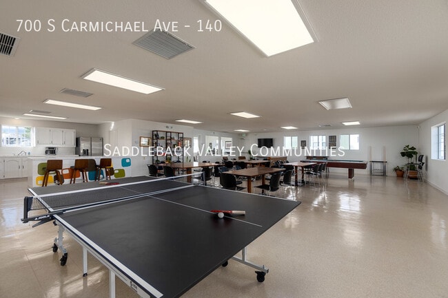 Building Photo - 700 S Carmichael Ave