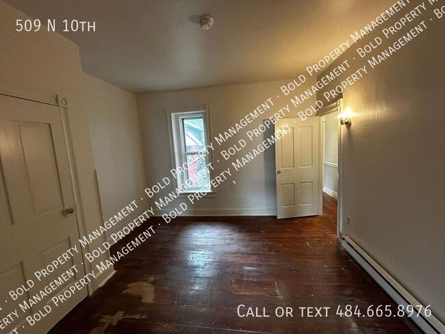 Building Photo - 509 N 10th-
