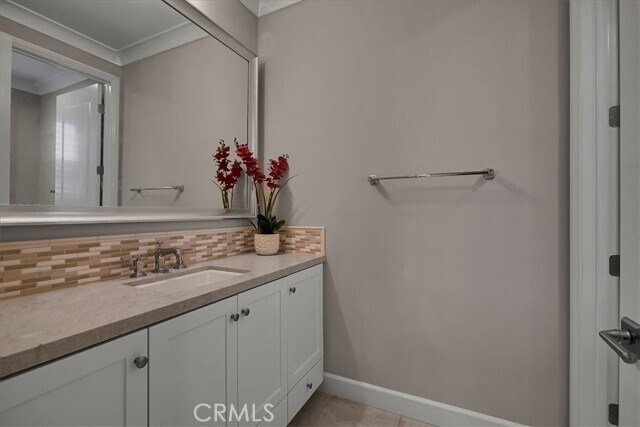 Building Photo - 54 Stetson