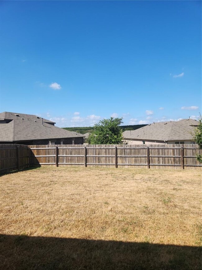 Building Photo - 10808 Seguin St
