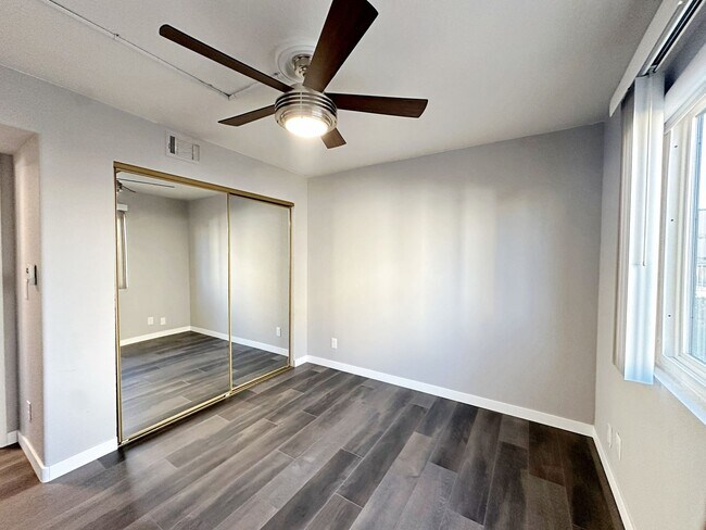 Building Photo - REMODELED 2 BEDROOM DOWNSTAIRS CONDO IN GATED COMMUNITY