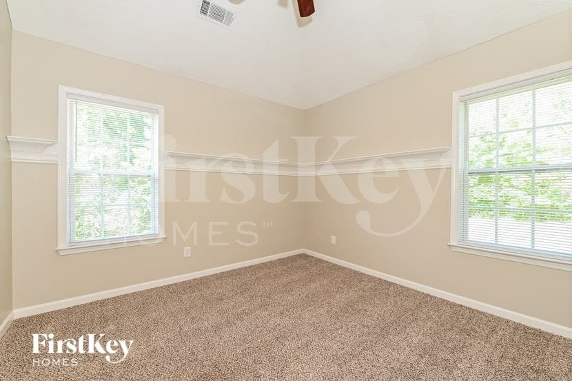 Building Photo - 207 Windpher Ridge