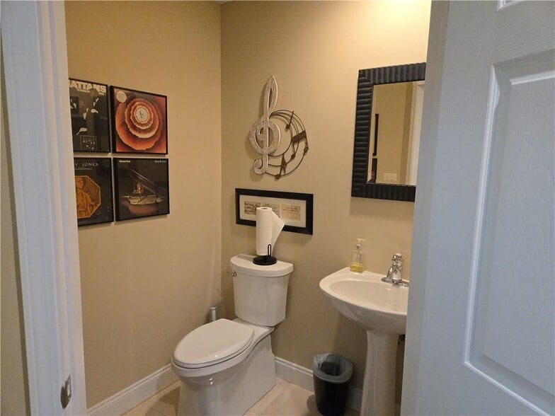 Building Photo - 50 Biscayne Dr NW