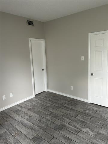 Building Photo - 3617 W Northgate Dr