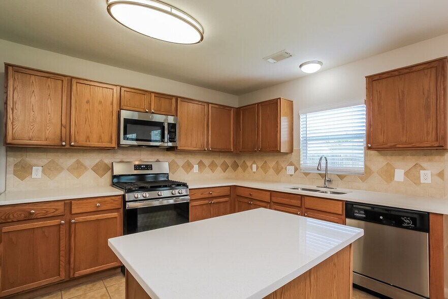 Building Photo - 4742 Markham Woods Ct