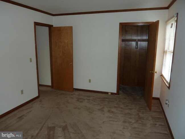 Building Photo - 1008 Sumac Cir