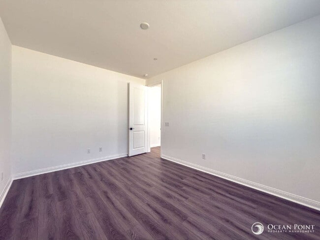 Building Photo - Newly Built 5 Bedroom Home for Rent in Fillmore!