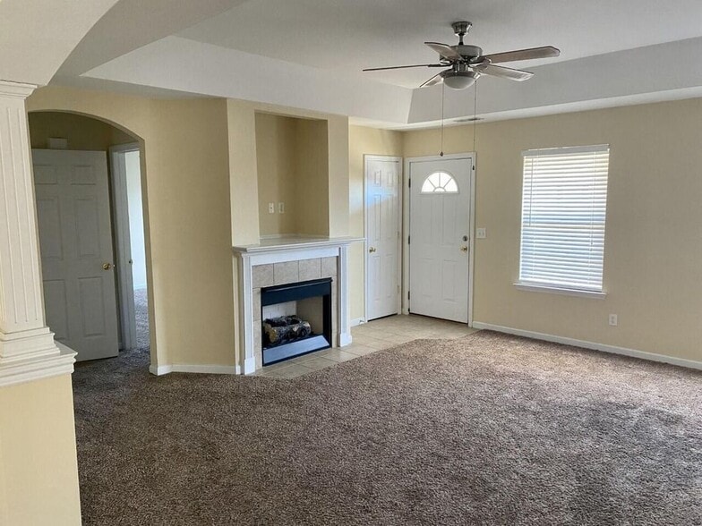 Building Photo - 504 Cedar Creek Dr