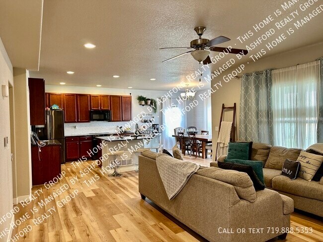 Building Photo - 7772 Wagonwood Pl