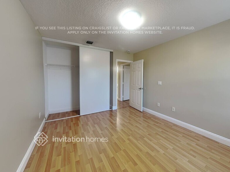 Building Photo - 15933 NW 16th Ct