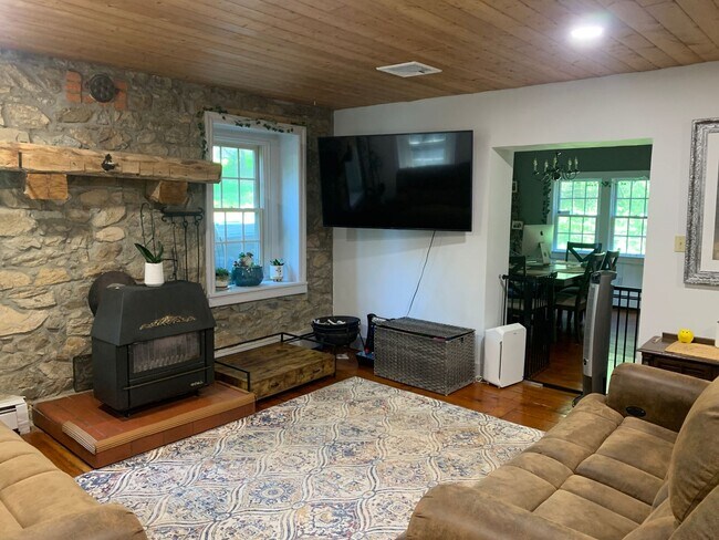 Building Photo - THREE BEDROOM FARMHOUSE in Southern Lehigh...