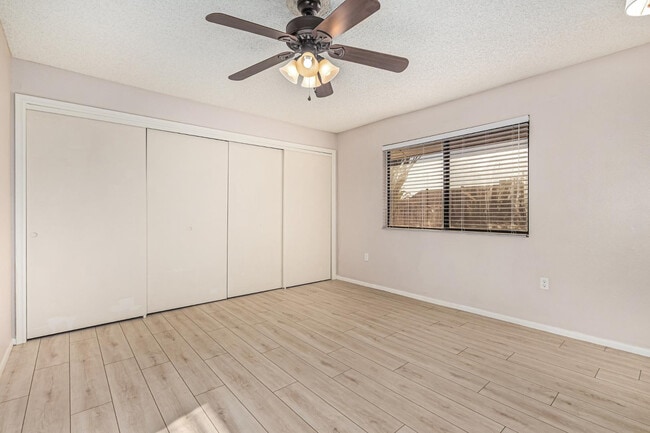 Building Photo - 20014 N Conquistador Dr