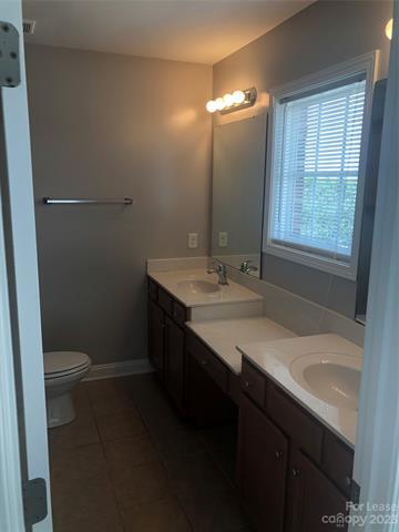 Building Photo - 105 Singleton Rd