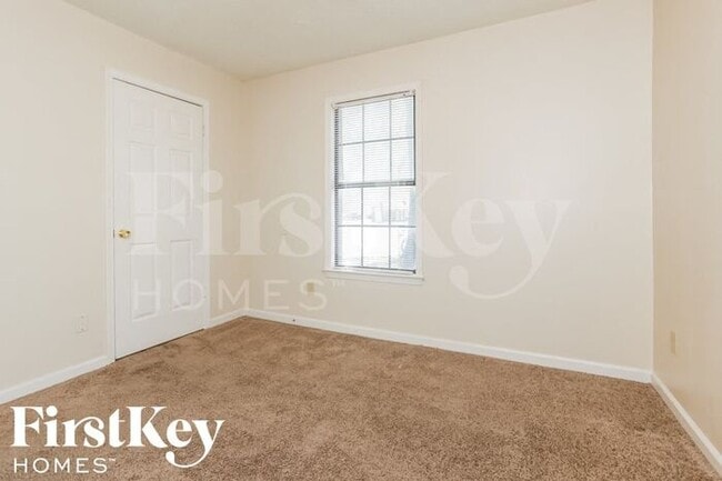 Building Photo - 6350 N Fawn Hollow Cir