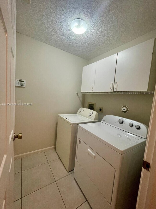 Building Photo - 7525 NW 61st Terrace