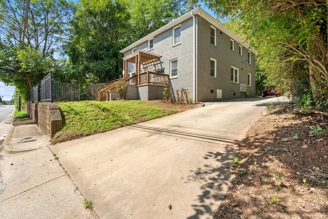 Building Photo - 1106 Garner Rd