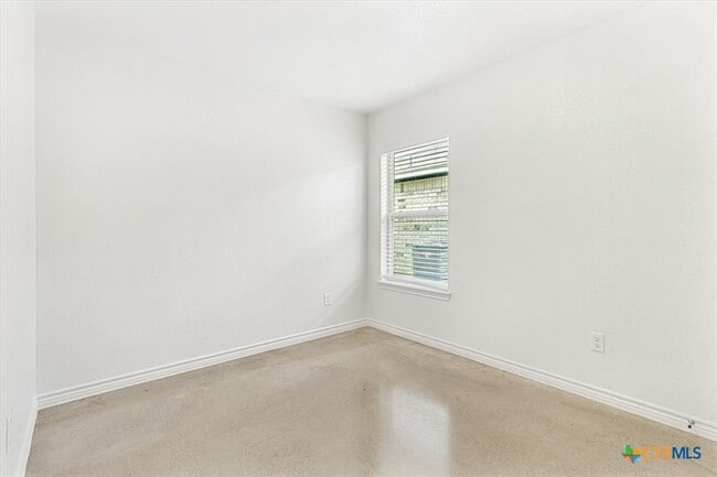 Building Photo - 1226 Lehmann Dr