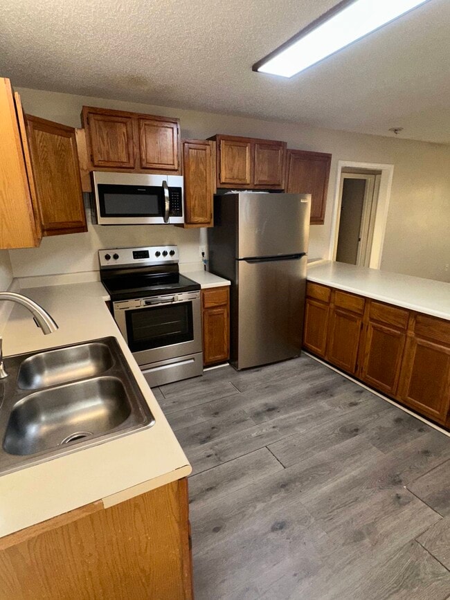 Building Photo - 216 S Mulberry St