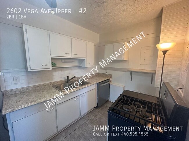 Building Photo - Tremont: 2-Bedroom 1-Bathroom Apartment PR...