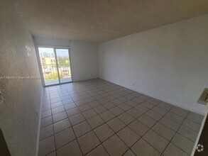 Building Photo - 801 NW 47th Ave