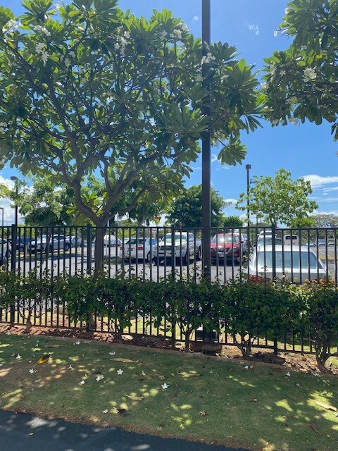 Building Photo - 94-979-979 Kau'Olu Pl