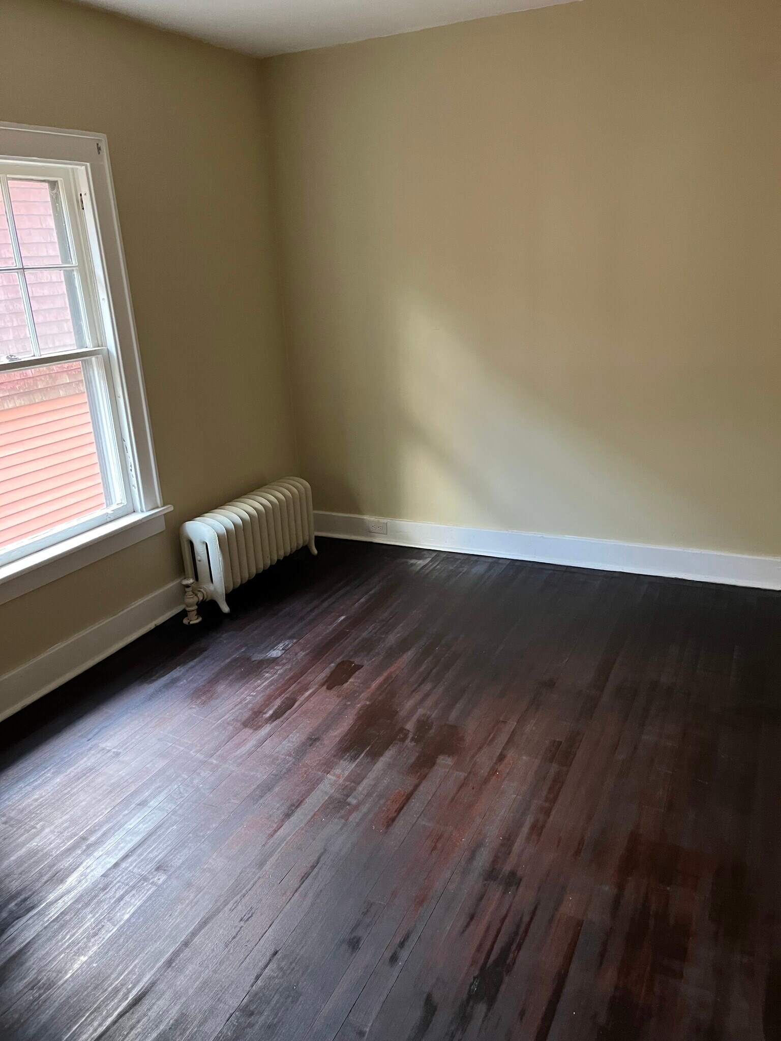 Bed room - 208 N Ballston Ave