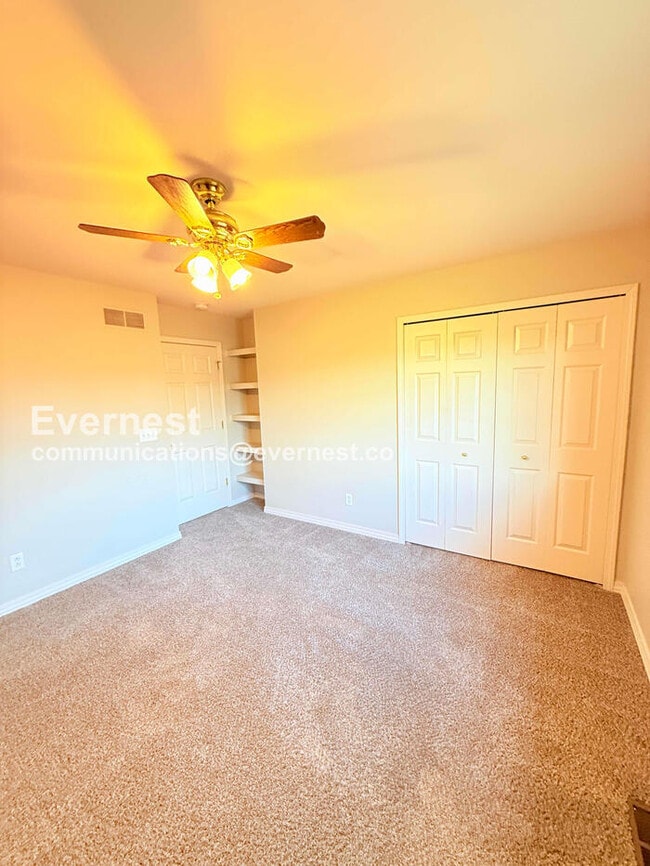 Building Photo - 1660 Brookdale Dr