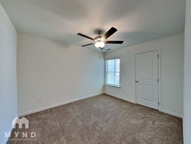 Building Photo - 289 Whitetail Cir