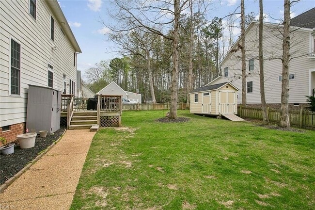 Building Photo - 5681 Regal Ct