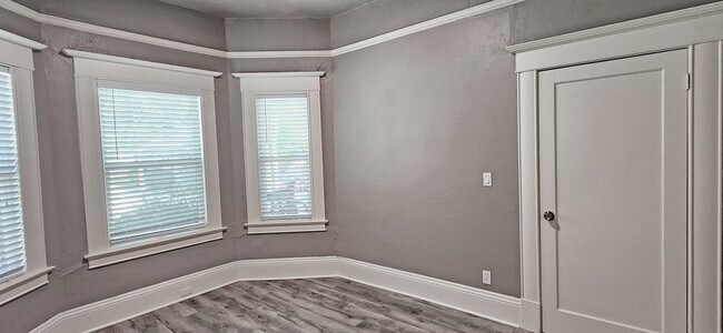 Building Photo - 1514 26th St