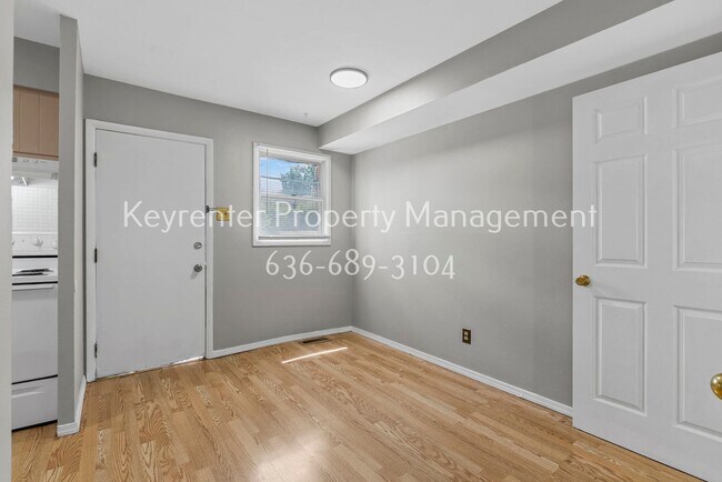 Building Photo - 3313 Droste Rd