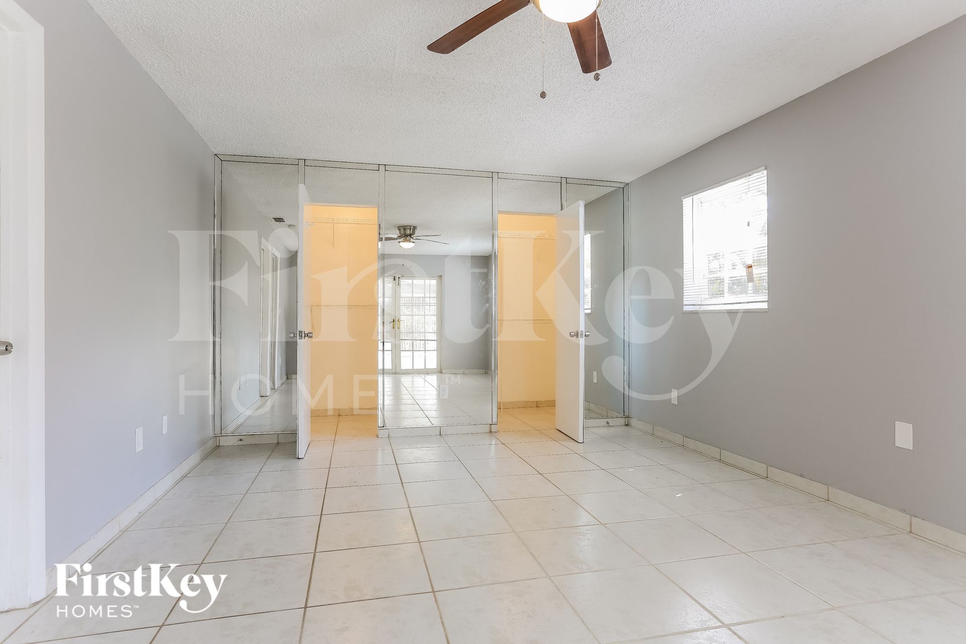 Building Photo - 4006 NW 76th Ave