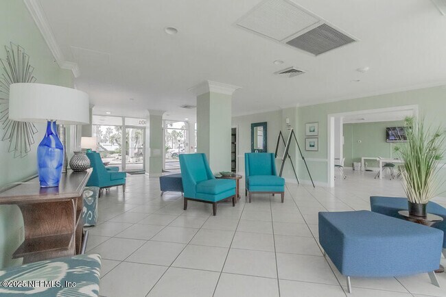 Building Photo - 1601 Ocean Dr S
