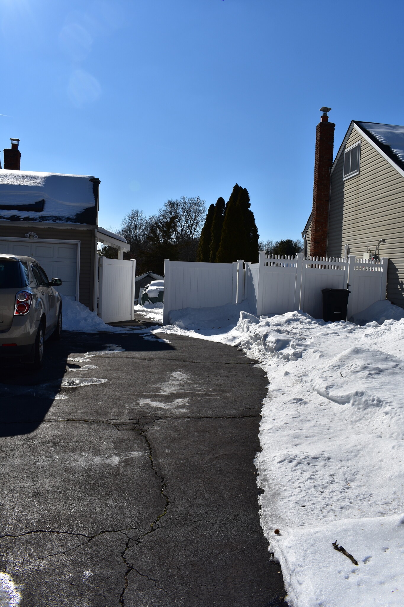 Building Photo - 4 Cindy St