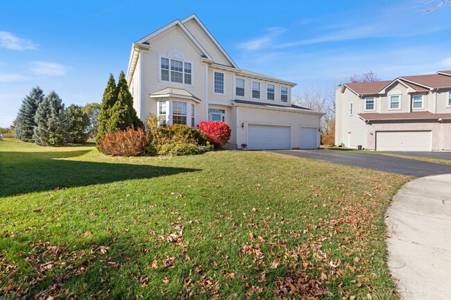 Primary Photo - 9 Lake Plumleigh Ct