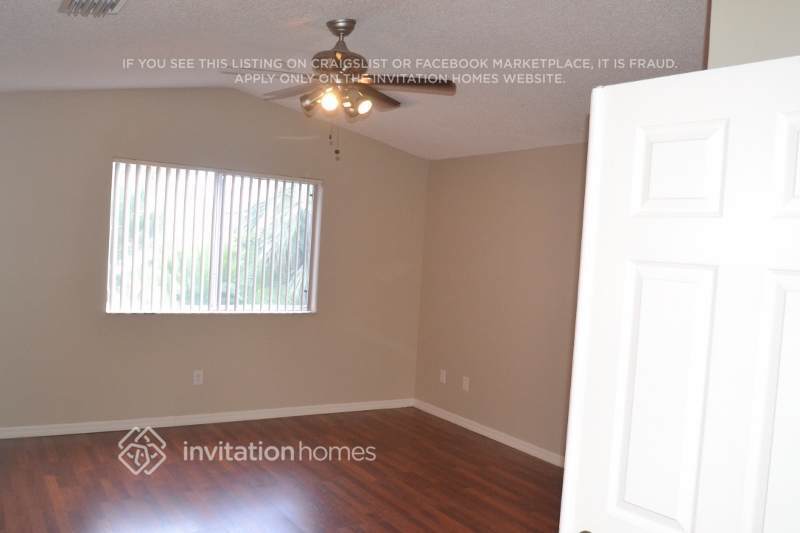 Building Photo - 342 SW 190th Terrace