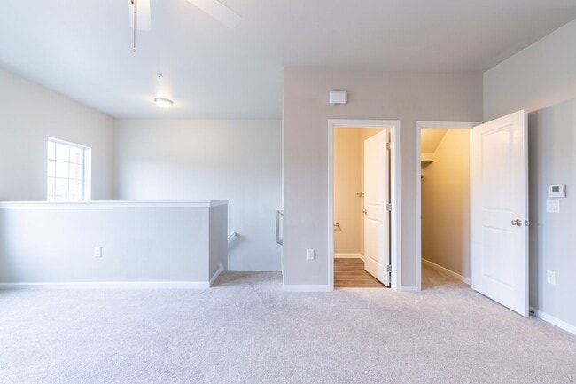 Building Photo - Huge, Open Floor Plan Townhome for RENT at Johnston Common Brownstones!