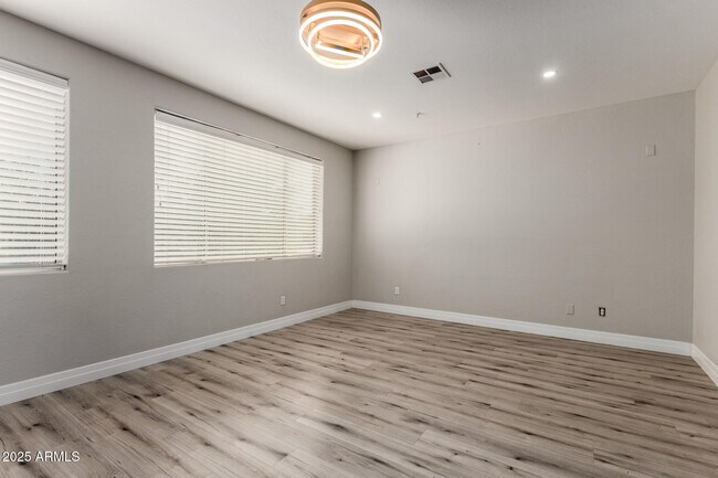 Building Photo - 10591 E Firewheel Dr