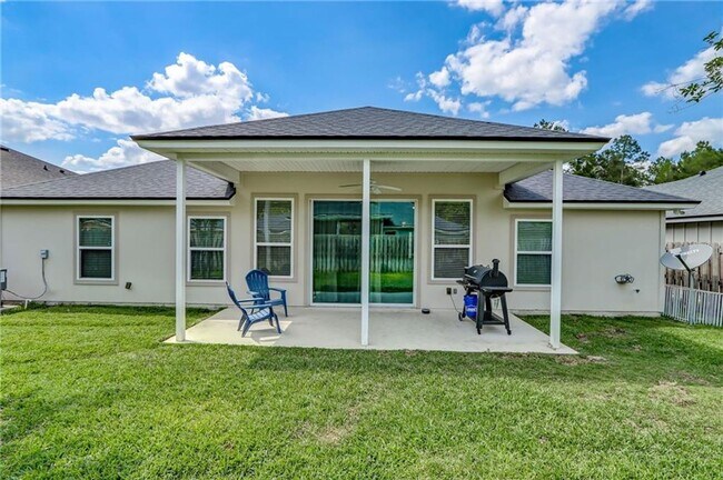 Building Photo - Charming 3-Bedroom Home in The Hideaway – ...