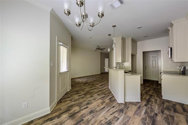 Building Photo - 2647 Westminster Dr